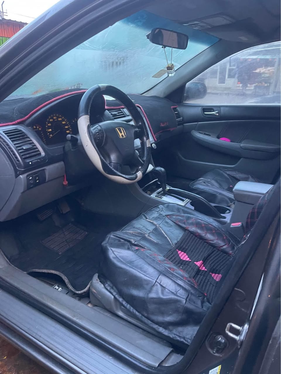 A picture of HONDA ACCORD