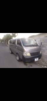 used nissan caravan