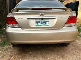 A picture of 2005 Toyota Camry LE 1000 first body Buy and drive