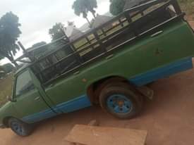 A picture of Nissan dasum pick up