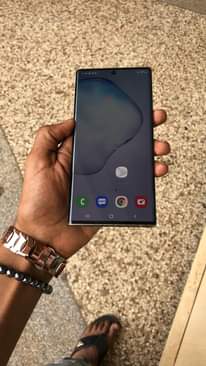 A picture of SAMSUNG GALAXY NOTE10PLUS 256GB EVERYTHING AT 700k 256759443499