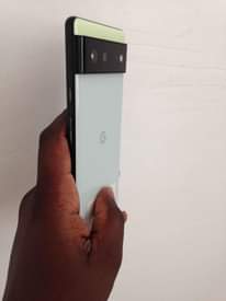 A picture of Pixel 6
