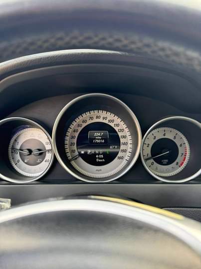 A picture of 2013 C300 Mercedes Benz R17