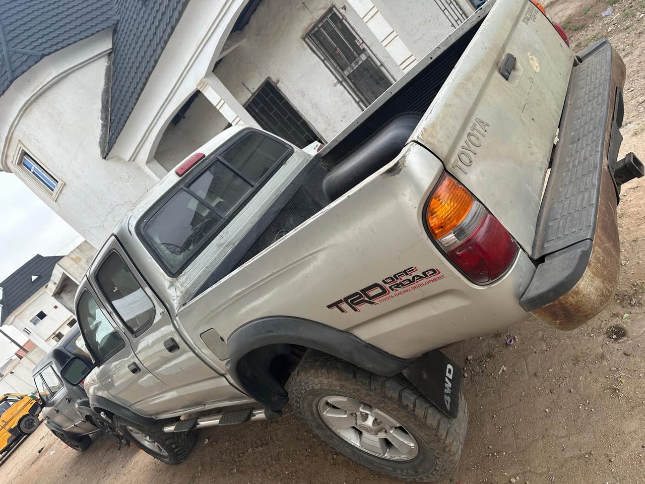 A picture of Tacoma 05 engine perfect Gear perfect