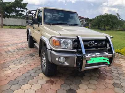 toyota land cruiser