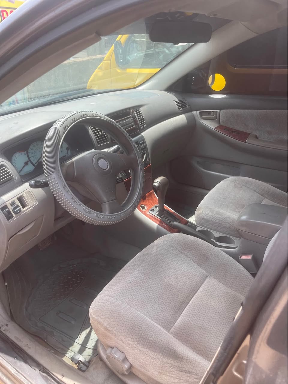 A picture of Toyota Corolla 2004 08034836964 