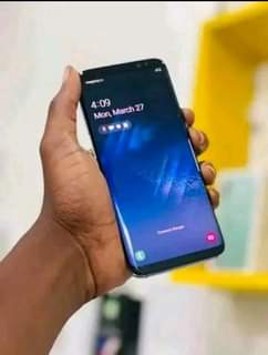 A picture of Samsung s8