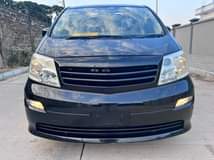 A picture of Toyota Alphard on sale DVY hii gari imetuzwa vizuri sanaaaa