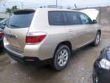 A picture of Foreign Used Toyota Highlander 2011 2012 model Accident free Mint