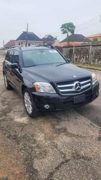 A picture of Mercedes Benz Glk 012