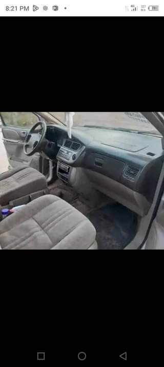 A picture of Toyota sienna