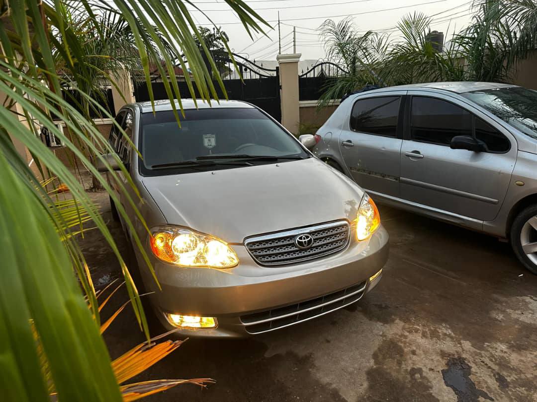 A picture of Toyota Corolla LE