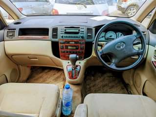 A picture of 2002 Toyota Spacio