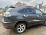 A picture of Lexus RX 330 available nothing to fix Location port Harcourt
