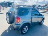 A picture of RAV 4
