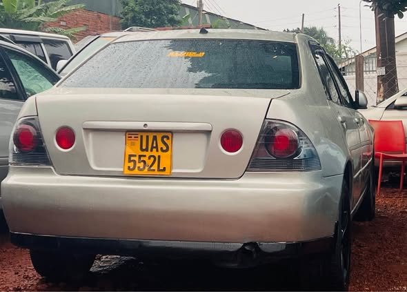 used toyota altezza