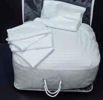 A picture of Shuka duvet safii
