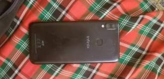 A picture of nafanya exchange nataka infinix gb 32 naongeza 20