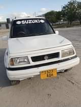 suzuki escudo