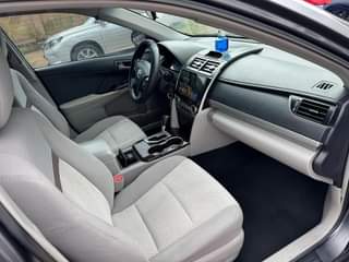A picture of 2013 TOYOTA CAMRY