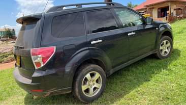 A picture of Subaru Forester 33m
