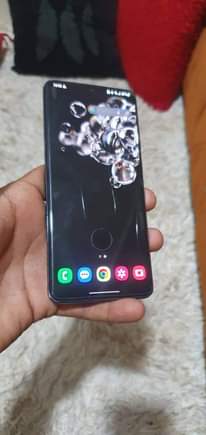 A picture of Samsung s20 ultra