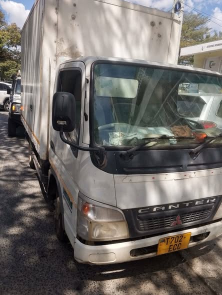 A picture of Mitsubish canter bei ni 25m 0688147887