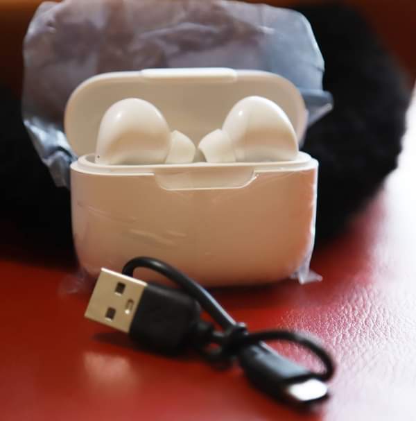 earbuds