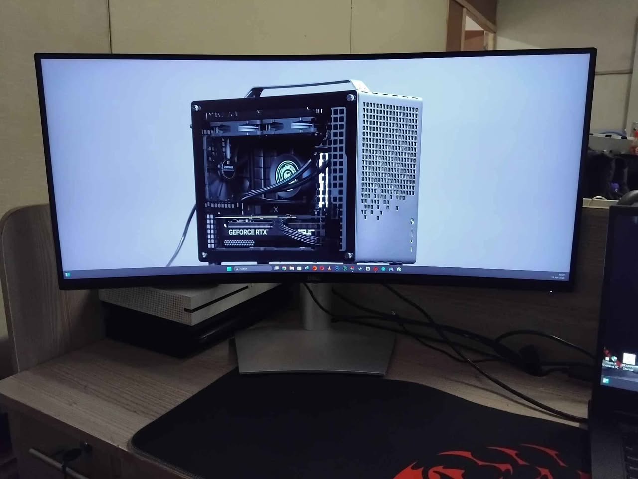 monitors