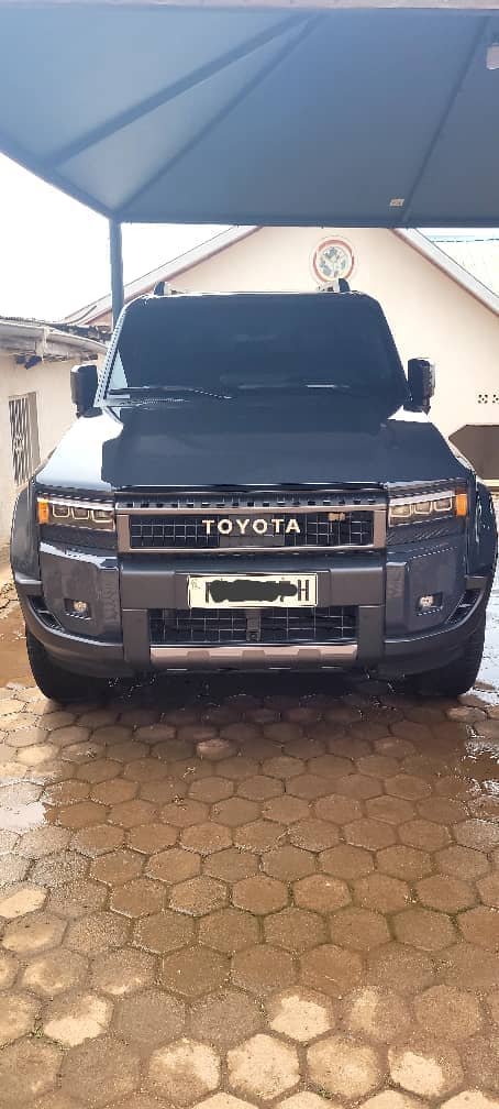 toyota land cruiser
