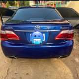 saloon cars