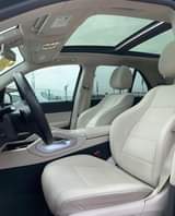 A picture of FOREIGN USED 2020 MERCEDES BENZ GLE350
