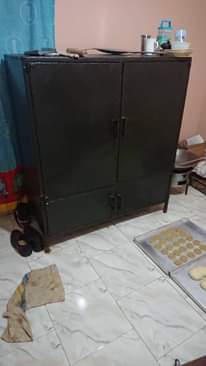 A picture of Commercial oven