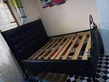 A picture of Kitanda na godoro 5 6 Tsh 330 000