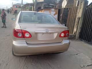 A picture of Toyota corolla 2006