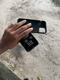 A picture of Iphone X
