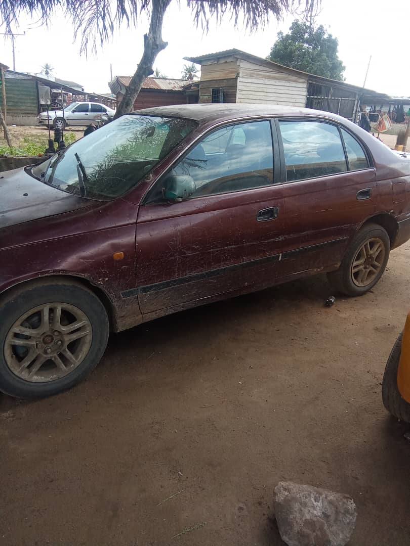 A picture of Carina E 07043283348