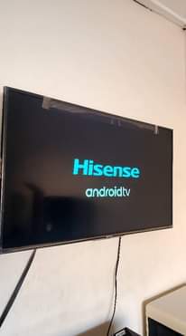 A picture of Hisense 40 smart tv