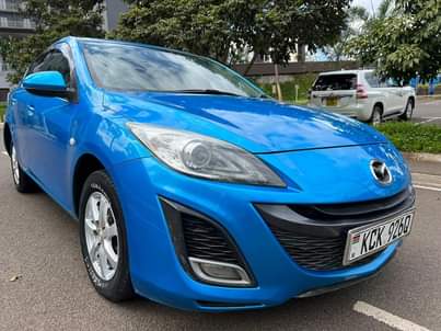 mazda axela