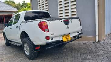 A picture of Mistubish L200 0712277757