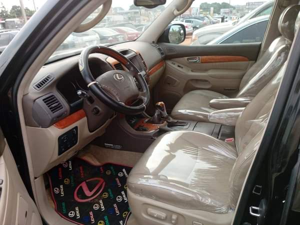 A picture of Extremely Clean Lexus Gx470 Everything is working perfectly fine Owerri
