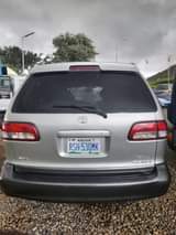 A picture of Toyota Sienna 2002