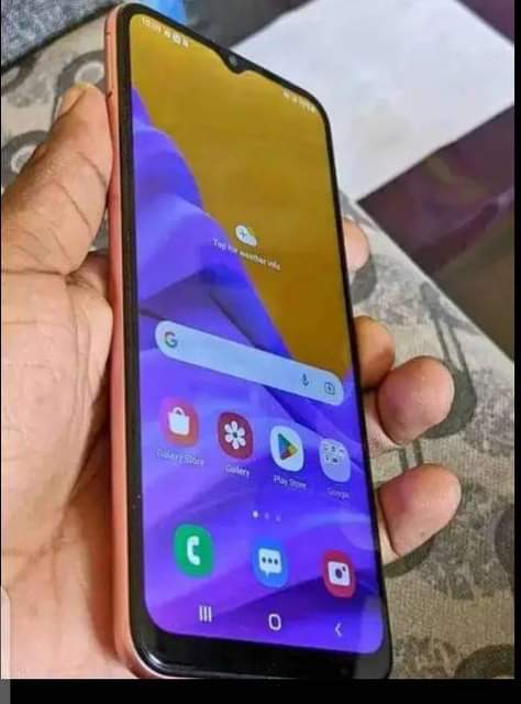 A picture of SAMSUNG A04e