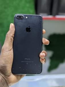 A picture of I phone 7 gb 128