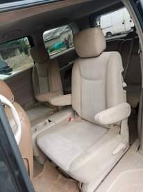A picture of 2012 Nissan Quest 700