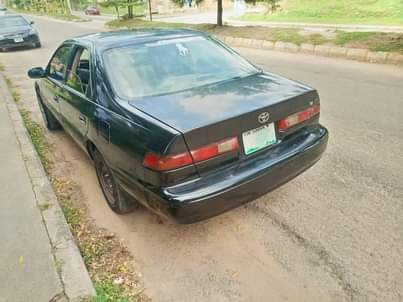 A picture of 1999 Toyota 2000