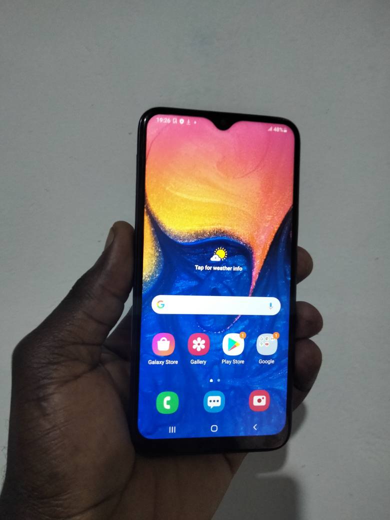 A picture of Samsung galaxy A10. 32gb 2gbram faulty cameras. it looks neat