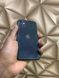 A picture of Iphone 11 128gb