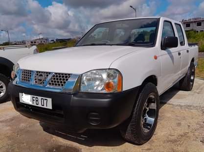 nissan navara