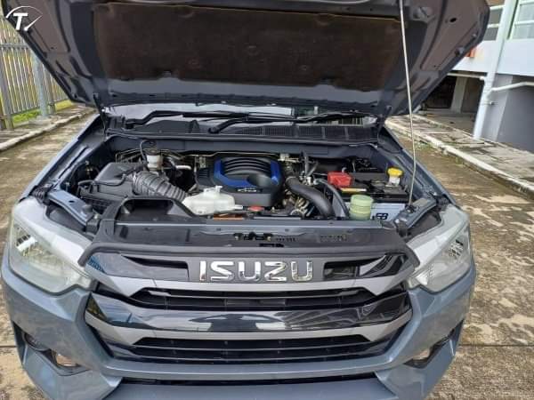 A picture of 2023 ISUZU D MAX 19 PRESENT